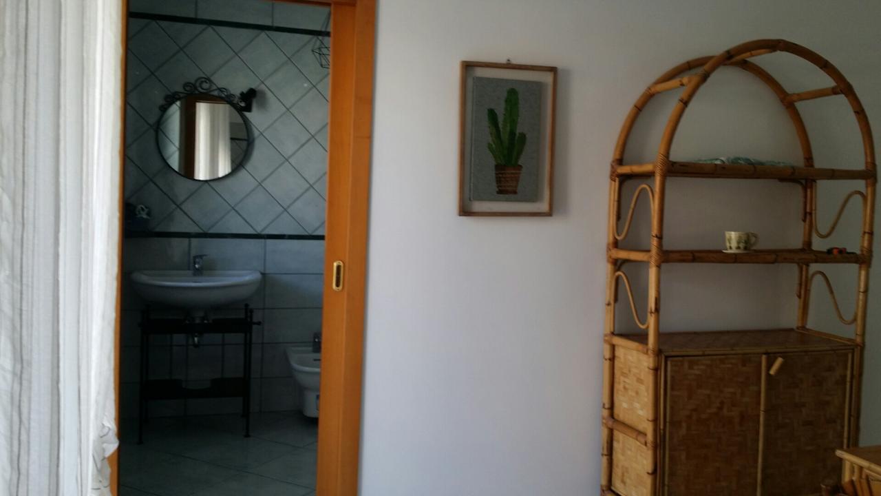 A * Mola di Bari